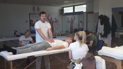 Vpogled v Tečaj klasične masaže
