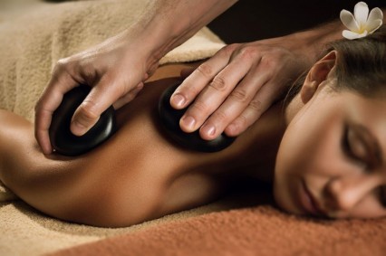 Tečaj masaže z vročimi kamni